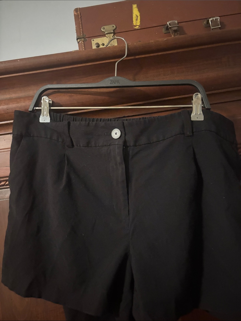 LOFT Black Elastic Waist shorts xl